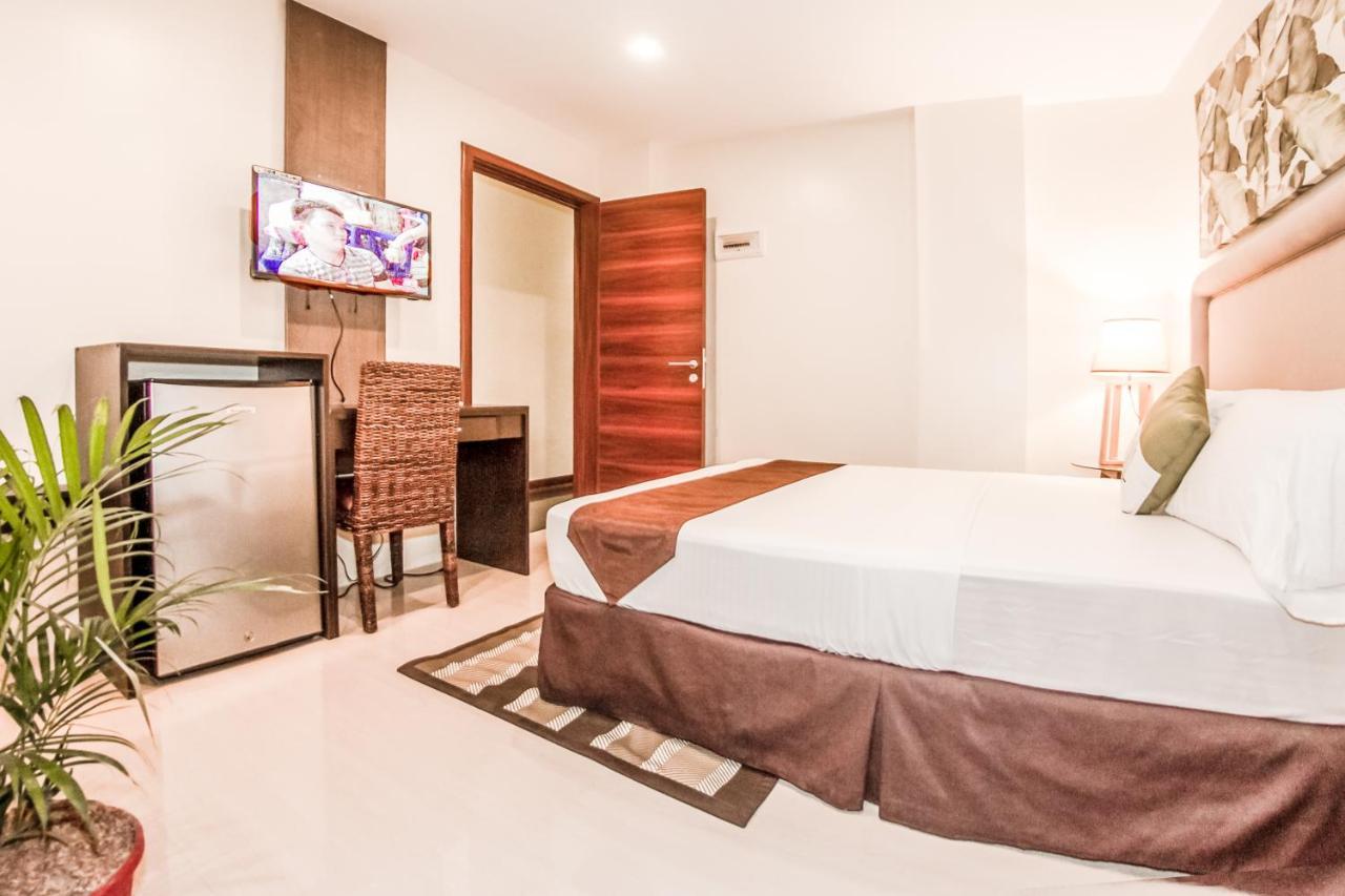 เวโรวิโน สวีท Hotel Cebu ภายนอก รูปภาพ