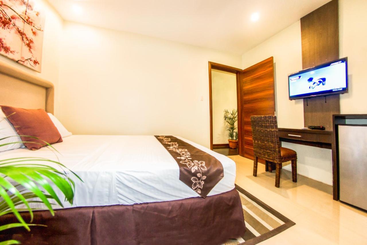 เวโรวิโน สวีท Hotel Cebu ภายนอก รูปภาพ
