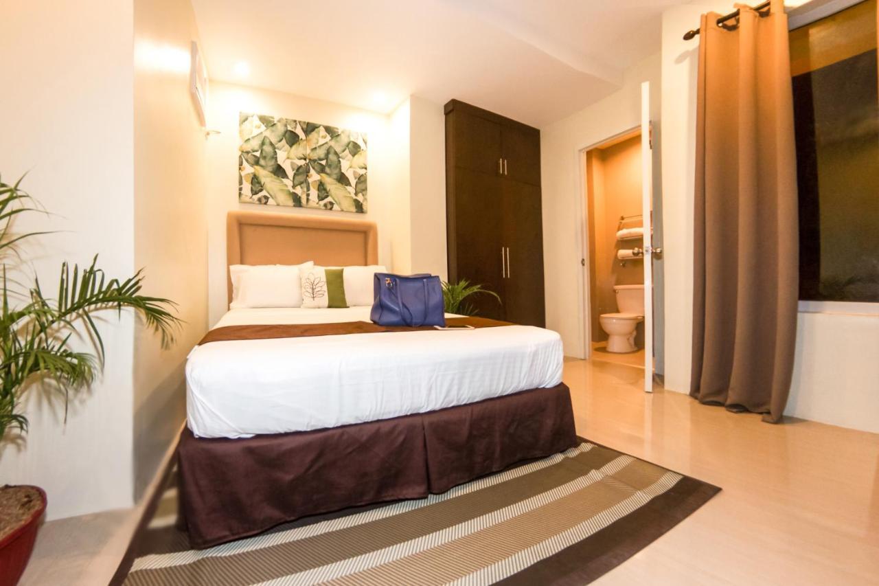 เวโรวิโน สวีท Hotel Cebu ภายนอก รูปภาพ